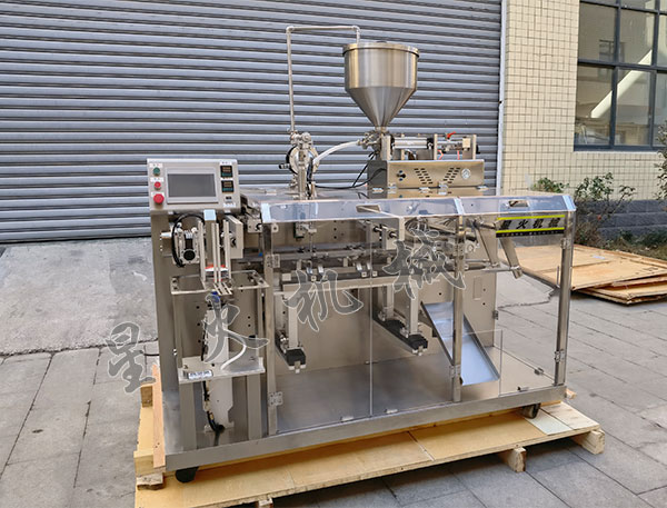 С��Һ�w���bȫ�Ԅ�(d��ng)���b�C(j��)